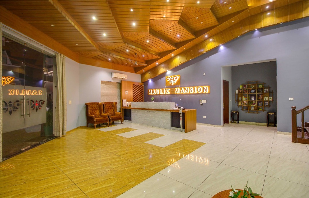 Maulik Mansion Resort