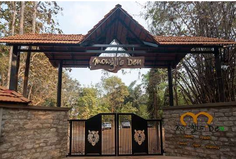 Treebo Premium Mowgli's Den Pench Tiger Reserve