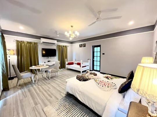 Tuli Orchid - A Boutique Eco Resort
