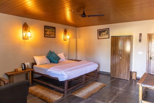 Monkey Resort Kanha