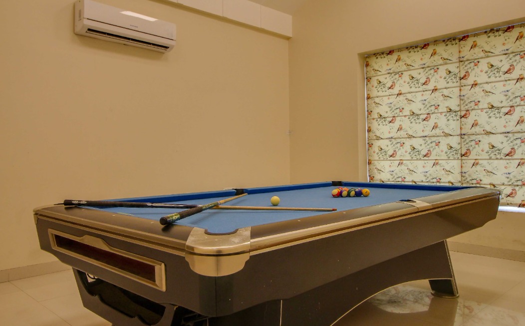 Maulik Mansion Resort